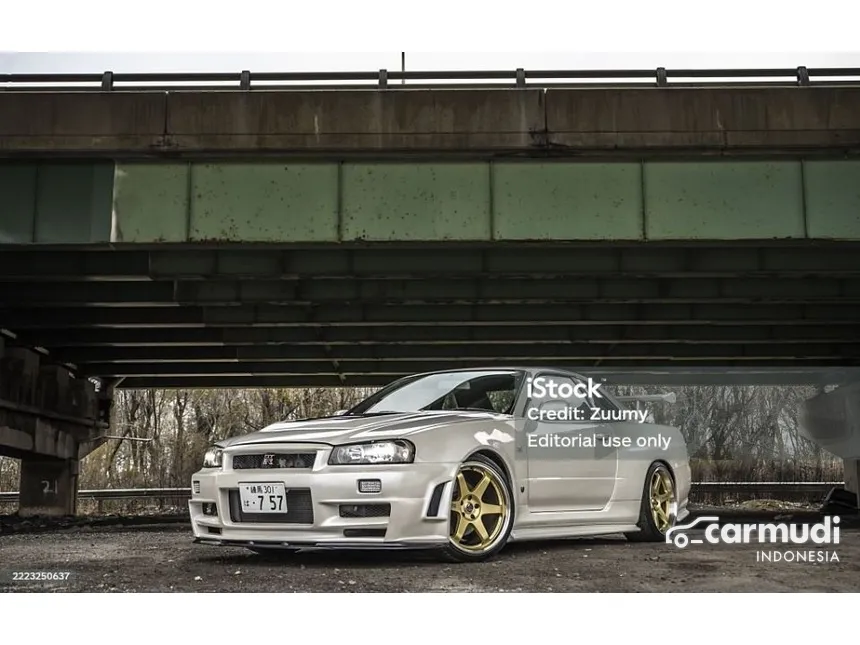 2025 Aston Martin DB11 AMR Coupe