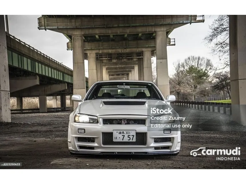 2025 Aston Martin DB11 AMR Coupe