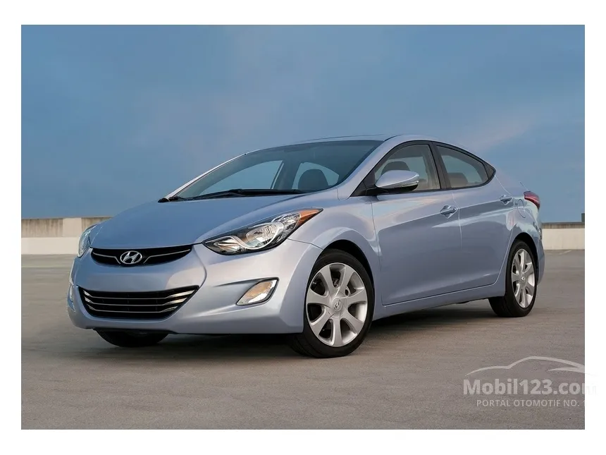 2022 Aston Martin DB11 V8 Coupe